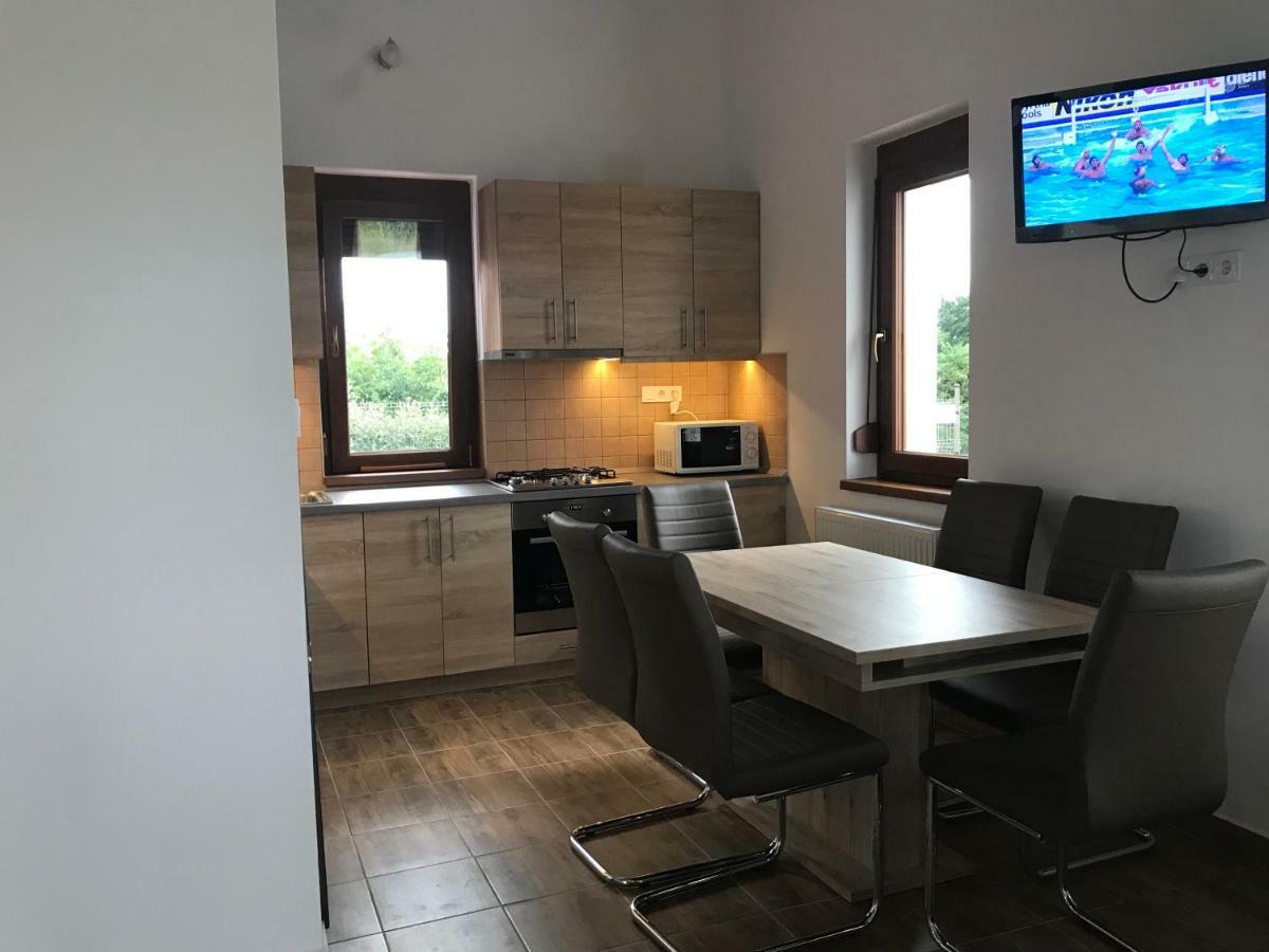 Arvalanyhaj Vendeghaz Villa Balatonakali Bagian luar foto